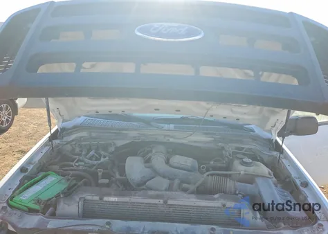 2008 Ford F250 Super Duty z USA, uszkodzony, nr VIN 1FTNX20588EA70000